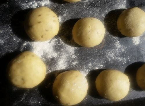 Brioche Dough Balls