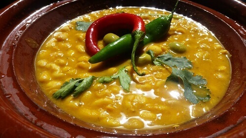 white haricot beans in tagine pot